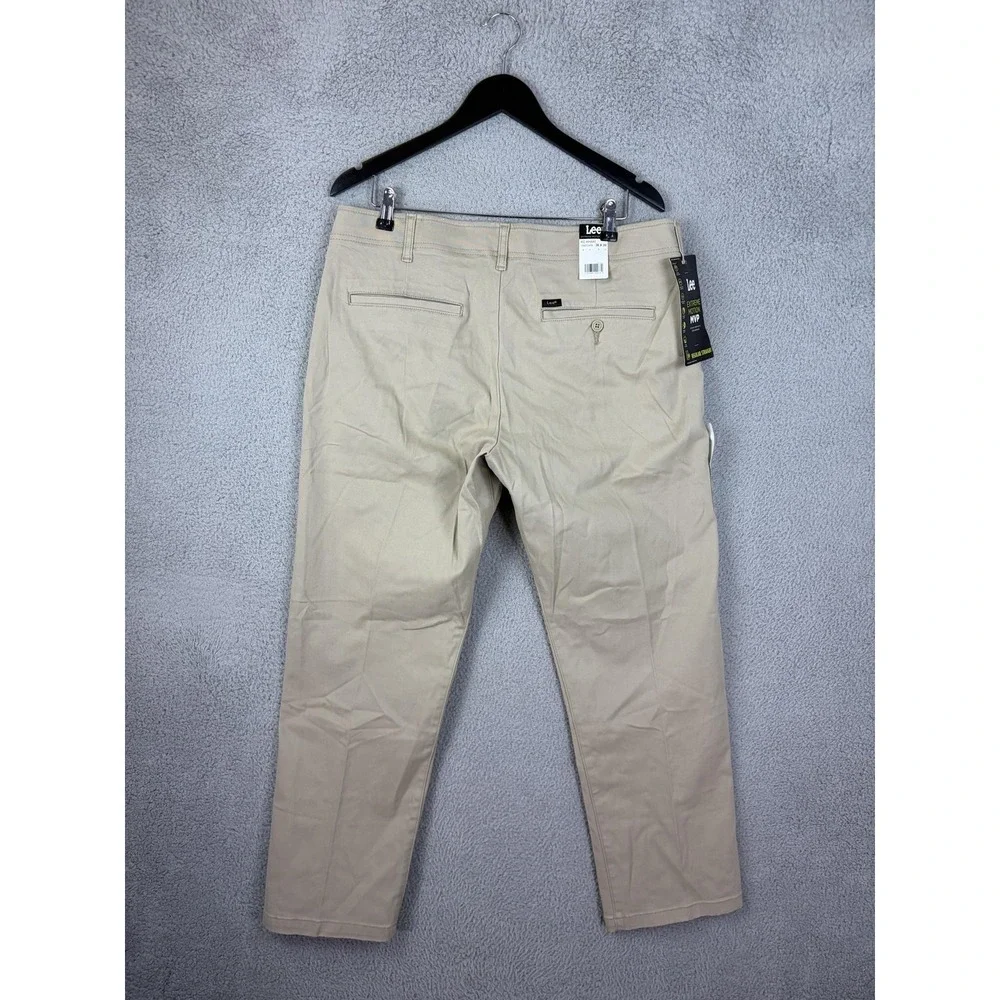 Lee Pants Mens 36x30 Beige Extreme Motion MVP Regular Straight Stretch Chino New